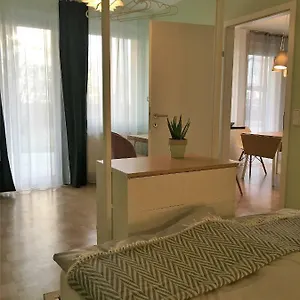 Apartment Terrace By Bestchoice - Free Parking - Self Check-in